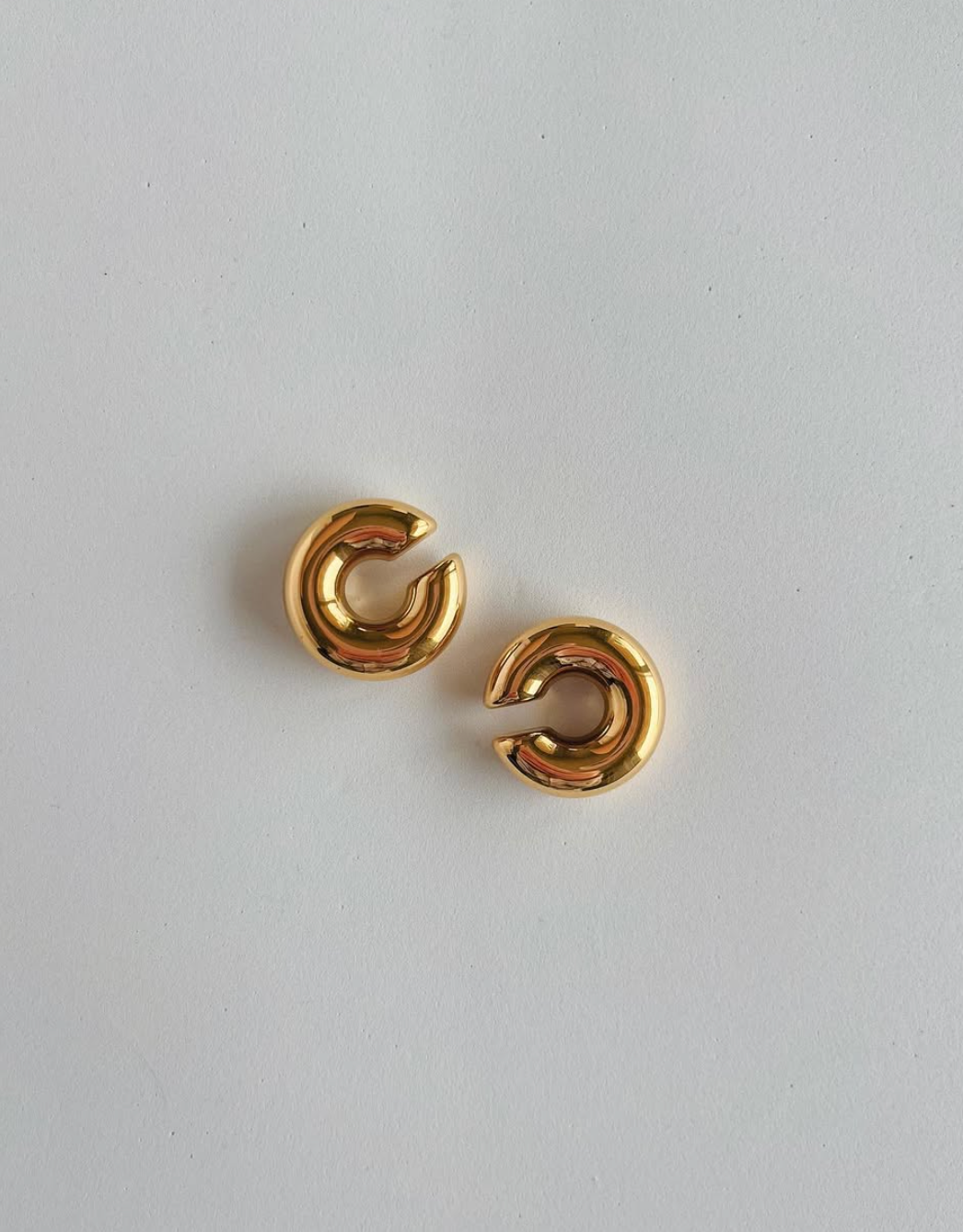 EAR CUFF